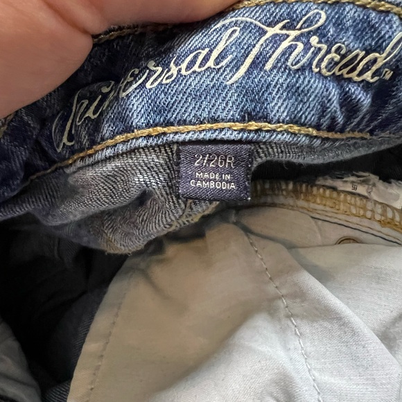 Universal Thread mid rise boyfriend denim jeans - Picture 7 of 10